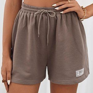 NWOT Drawstring Waist Patched Detail Sweatshorts in Brown Size Medium
